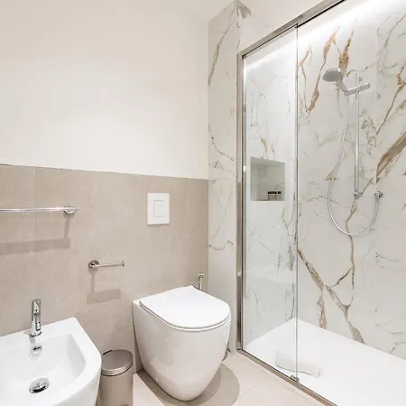 招待所 Karalin Sonnino 卡利亚里