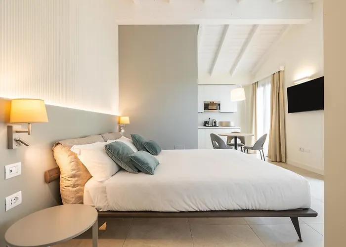 Karalin Sonnino Konukevi Cagliari