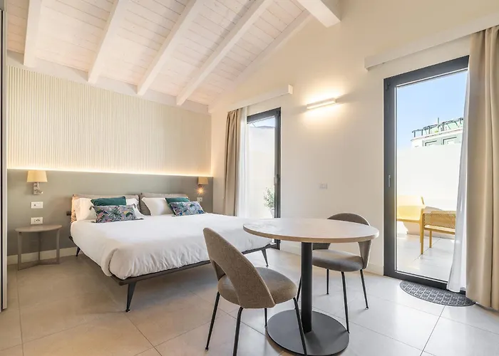 Karalin Sonnino Konukevi 3*