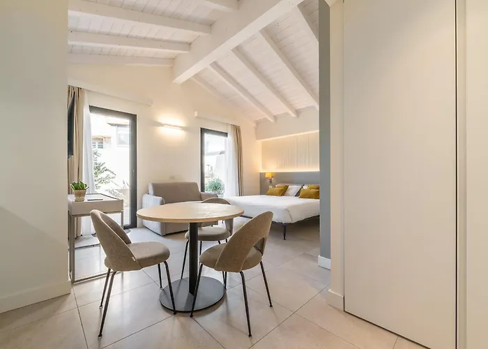 Karalin Sonnino Konukevi 3*